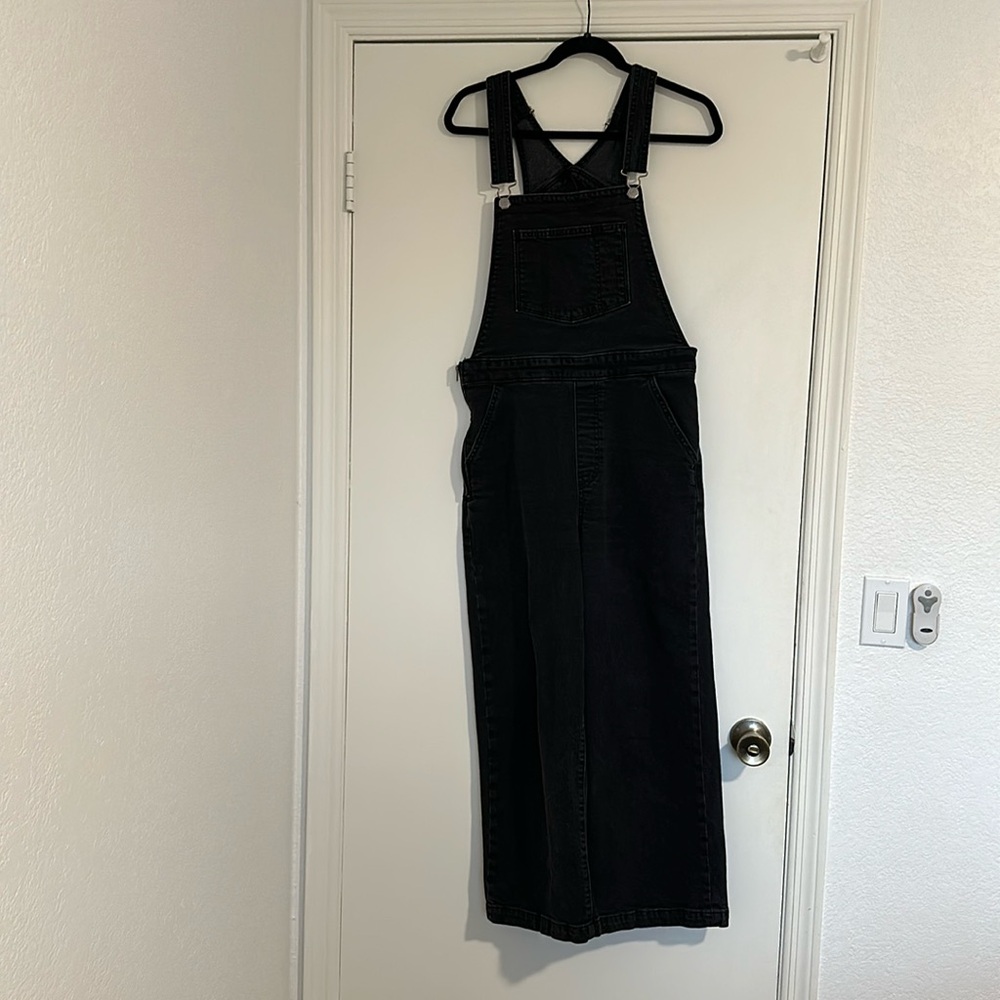 Levi's Black Rose Ribcage Wide Leg Crop Overalls